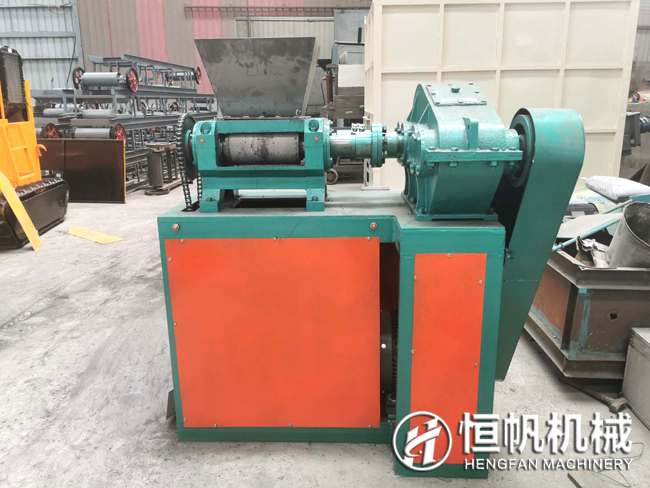 有機肥造粒機針對不同的原料進行造粒需要具備什么條件?(圖3) 對輥擠壓造粒機